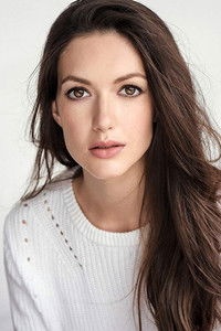 الممثل Rebecca Finch