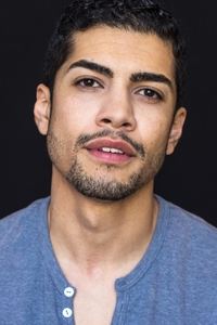الممثل Rick Gonzalez