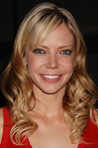 الممثل Riki Lindhome