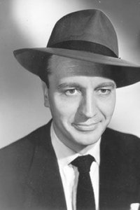 الممثل Robert Ayres