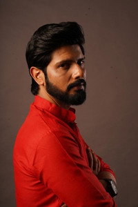 الممثل Robin Chaudhary