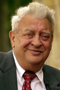 الممثل Rodney Dangerfield