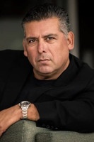 المخرج Ruben Islas