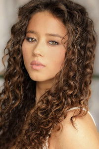 الممثل Samantha Cochran