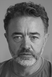 الممثل Santi Prego