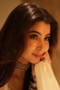 الممثل Sara Arjun