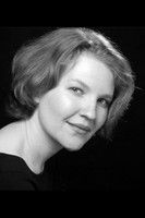 الممثل Sarah Constible