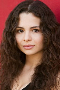 الممثل Sasha Clements