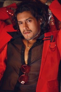 الممثل Saurav Chakrabarti