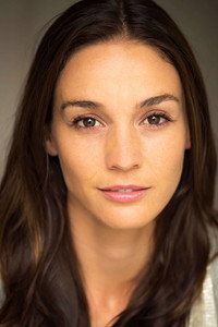 الممثل Shannon Ryan