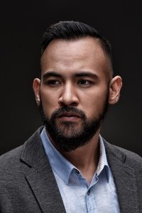 الممثل Sharnaaz Ahmad