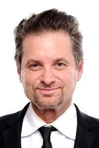 الممثل Shea Whigham