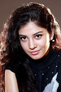 الممثل Shivada Nair