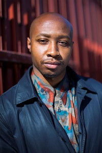 المخرج Shola Amoo