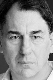 الممثل Simon Coury