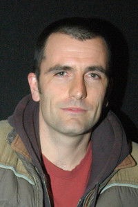 المخرج Simon Hynd