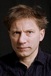 الممثل Simon McBurney