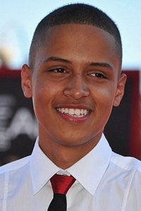 الممثل Solomon Glave