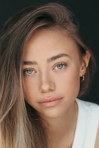 الممثل Sophia Carriere