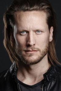 الممثل Steve James