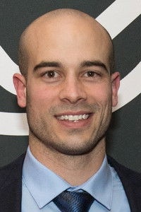 الممثل Steven Della Salla