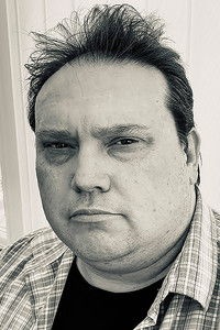 المخرج Steven M. Smith