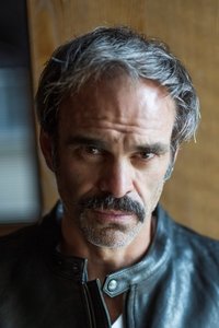 الممثل Steven Ogg