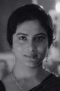 الممثل Sumita Sanyal