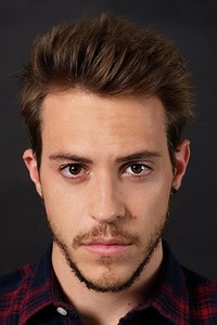 الممثل Sven Ruygrok