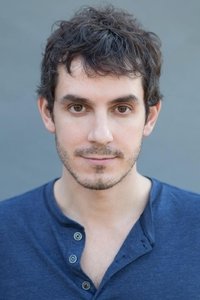 الممثل Tate Ellington