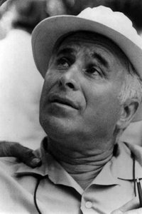 المخرج Ted Post