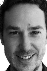 المخرج Torquil Jones