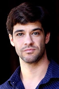 الممثل Travis Laughlin