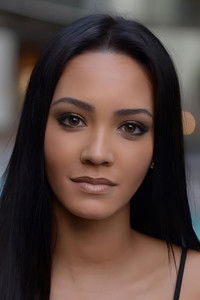 الممثل Tristin Mays