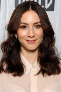 الممثل Troian Bellisario