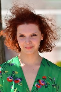 الممثل Vasilisa Perelygina