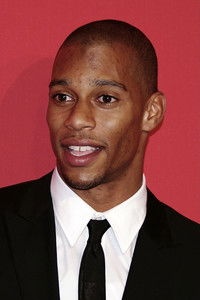الممثل Victor Cruz