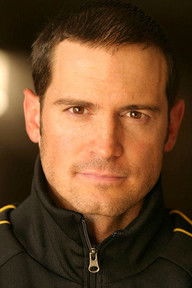 المخرج Walt Becker