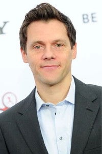 المخرج Will Gluck