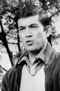 الممثل Yûzô Kayama