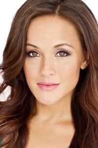 الممثل Yan-Kay Crystal Lowe