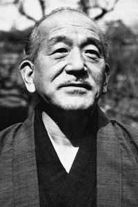 المخرج Yasujirô Ozu