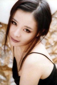 الممثل Yuan Chang