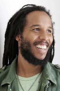 الممثل Ziggy Marley