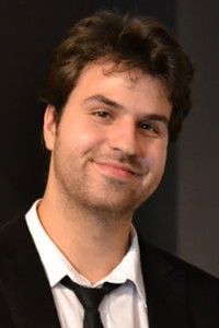 المخرج Zoran Lisinac