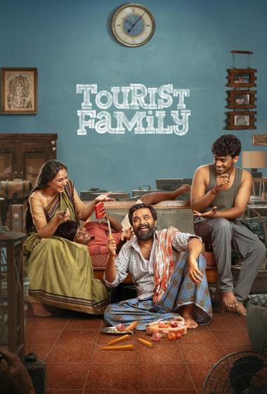 فيلم Tourist Family 2025 مترجم