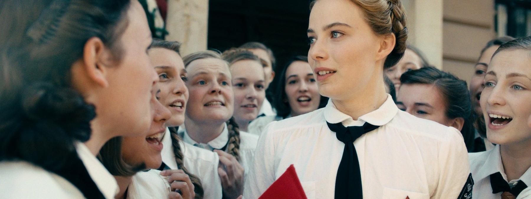 غلاف فيلم Never Look Away 2018 مترجم