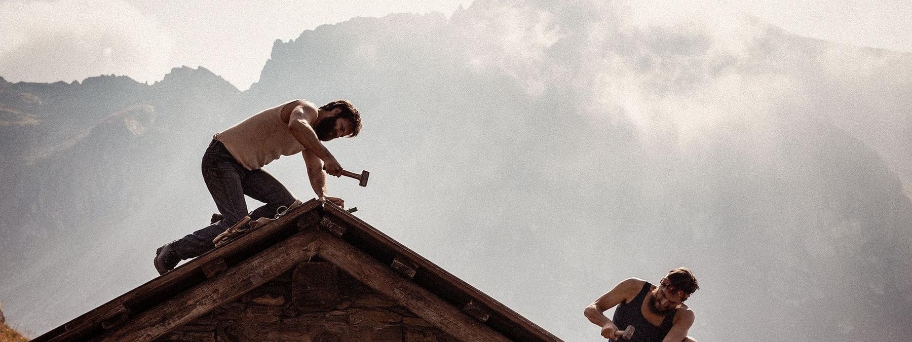 غلاف فيلم The Eight Mountains 2022 مترجم